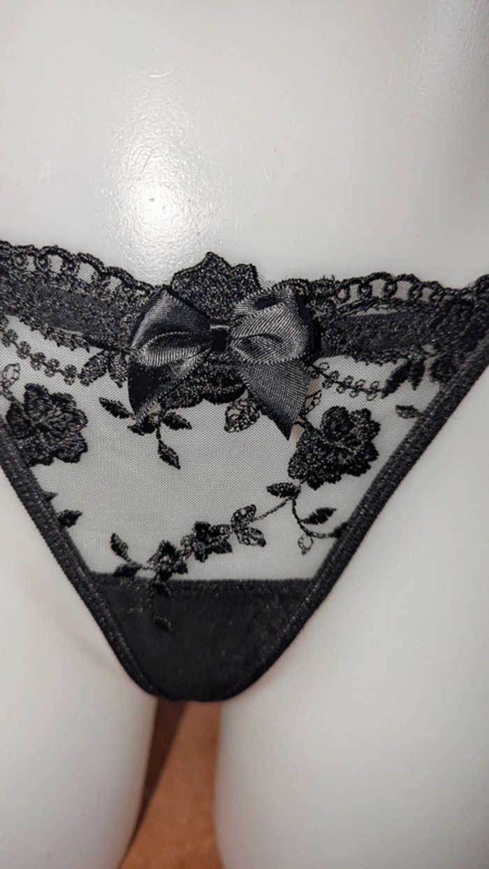 Ensemble dentelle et nœuds S - photo numéro 3
