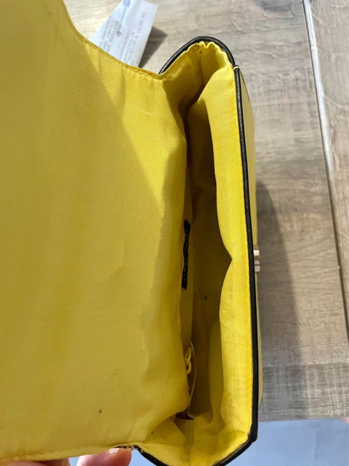 Joli sac jaune - photo numéro 2