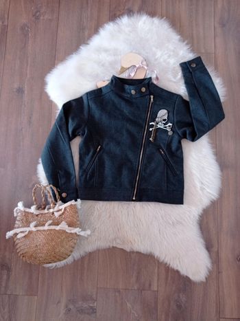 Neuf veste mini Molly 4/6 ans tête de mort