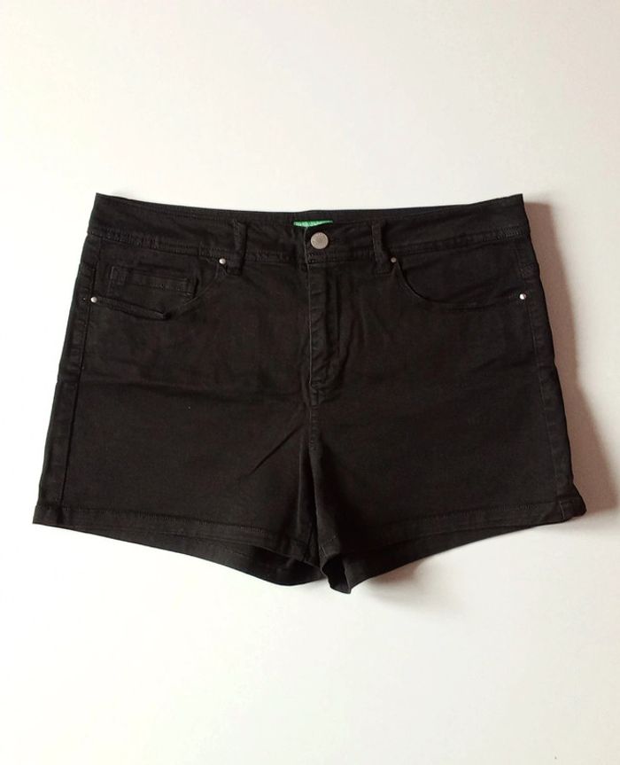 Short en jean United colors of Benetton taille 42