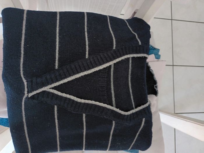 Pull Taille M à capuche bleu - photo numéro 7