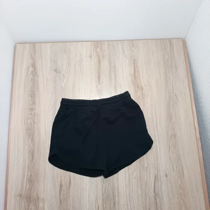 Short gymshark homme M noir - photo numéro 6