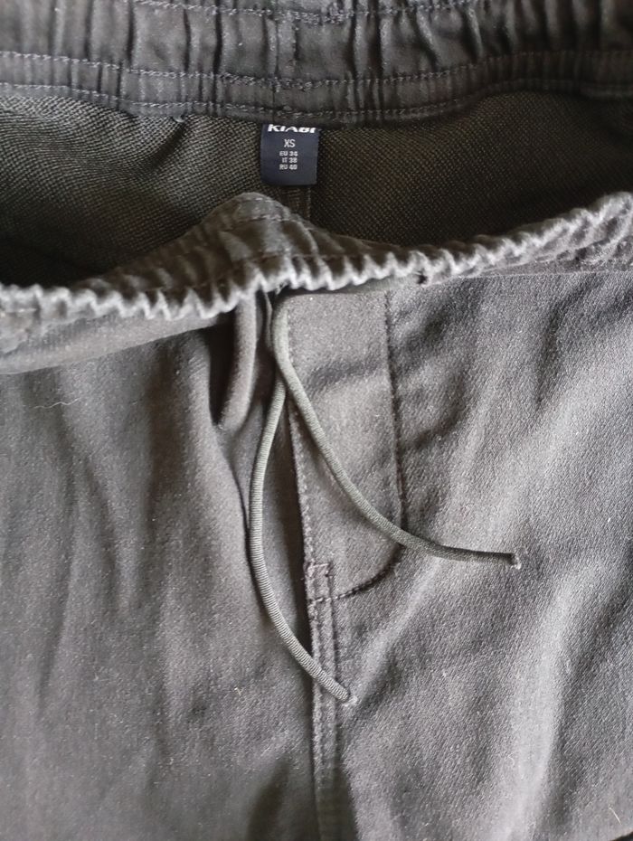 Pantalon cargo Kiabi 14 ans - photo numéro 2