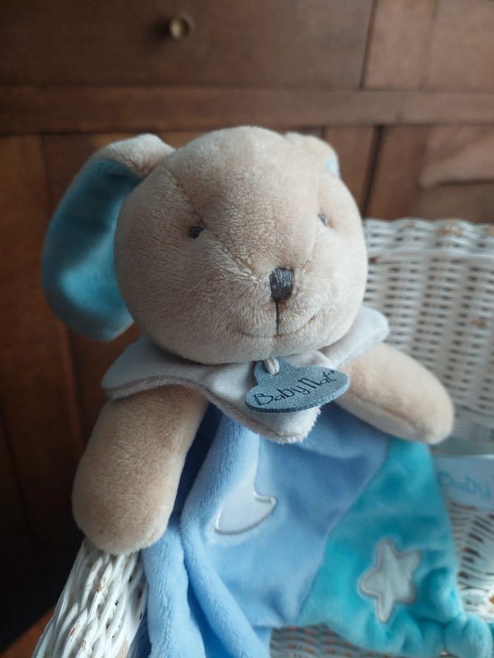 Doudou lapin bleu luminescent étoile Baby Nat' - photo numéro 2