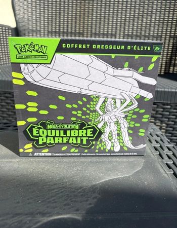 Etb Pokémon Équilibre Parfait Me03 scellée