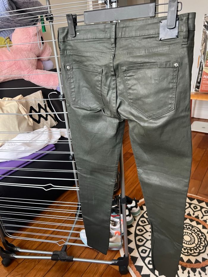 Jean effet enduit kaki MANGO taille 36