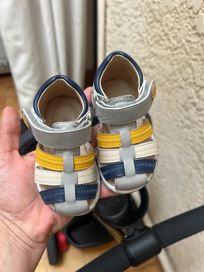 Sandales bébé - photo numéro 2