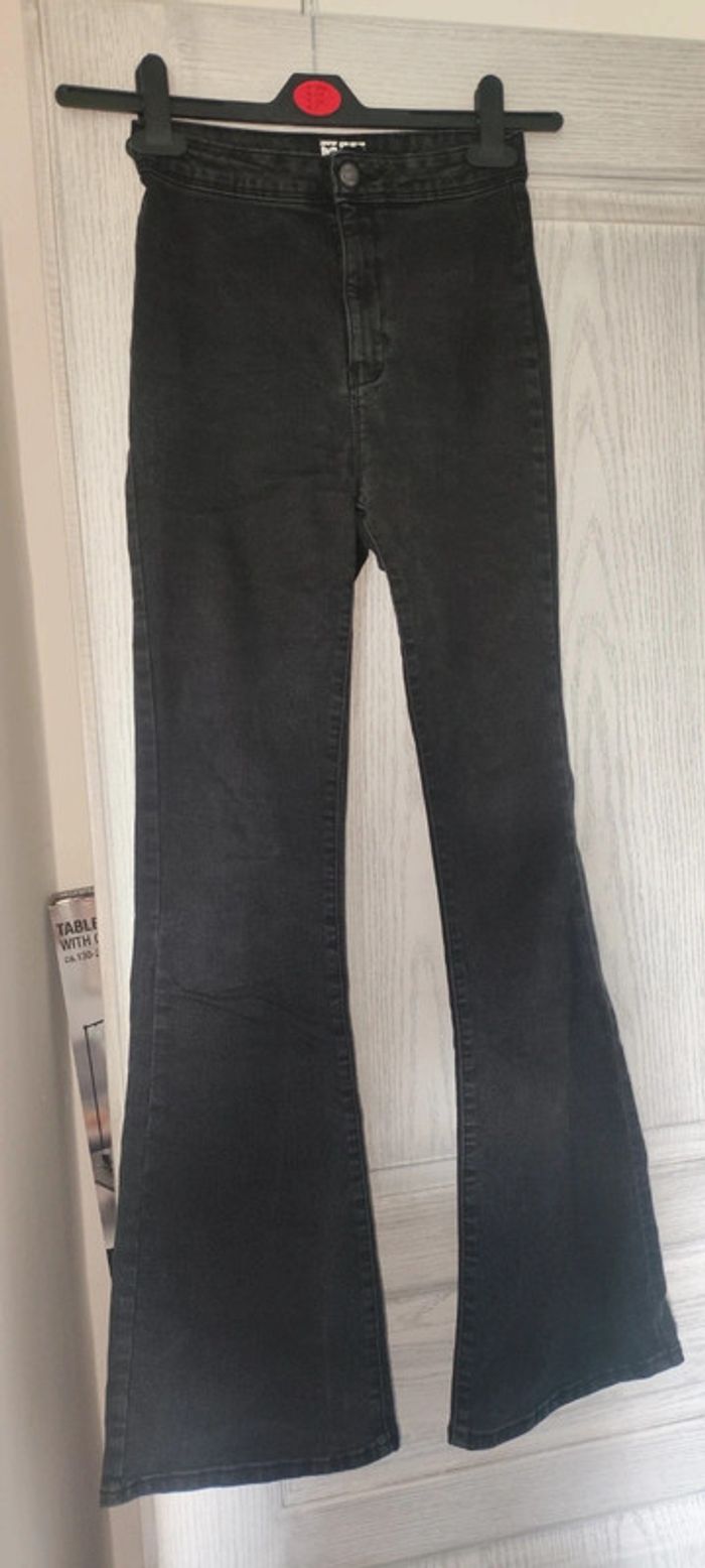jean flare noir