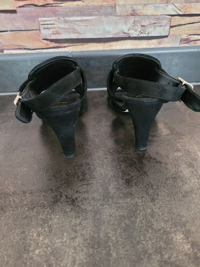 Sandales cuir bata 37 - photo numéro 3