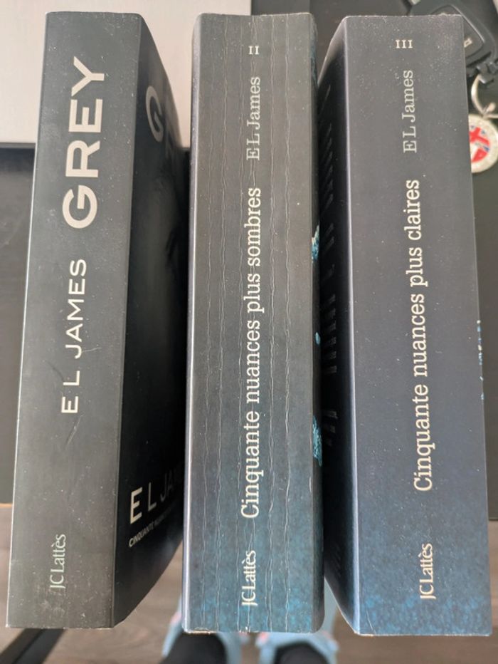 Les 3 livres 50 nuances de grey - photo numéro 4