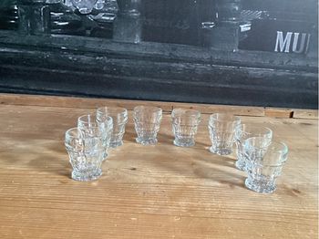 verres à liqueur vintage