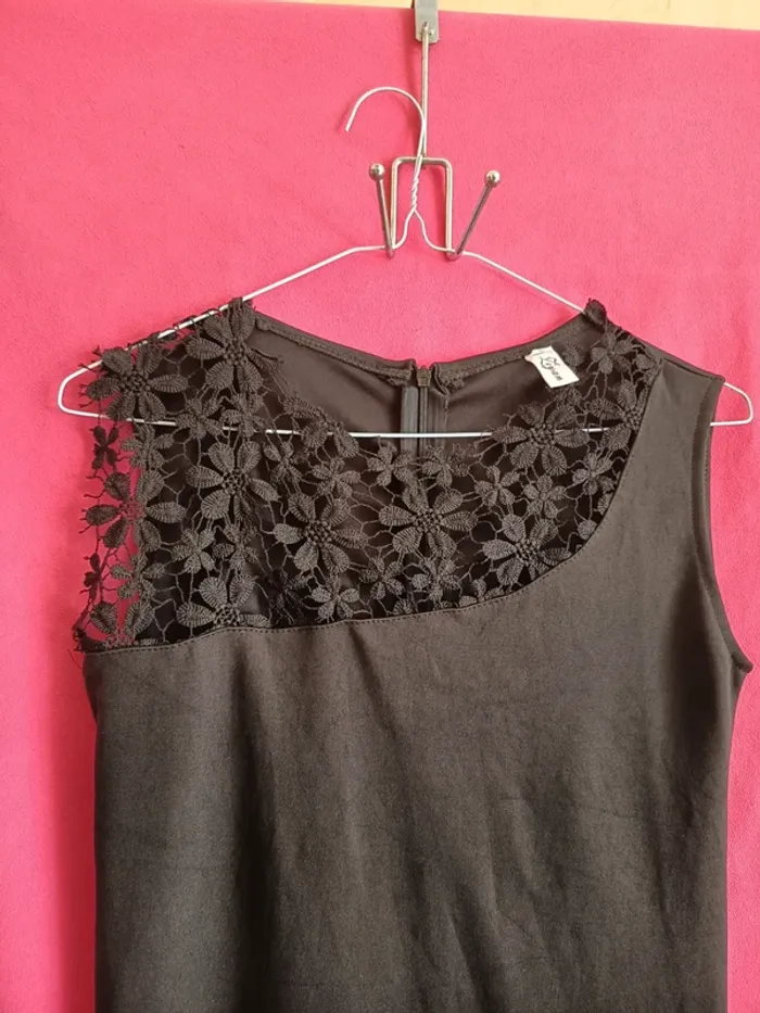Robe courte sans manches (A257) - photo numéro 2