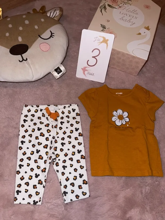 Ensemble legging Disney et tee shirt 3mois