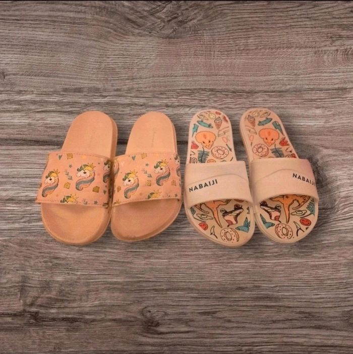 Claquettes et chausson fille Pointure 33 - photo numéro 2