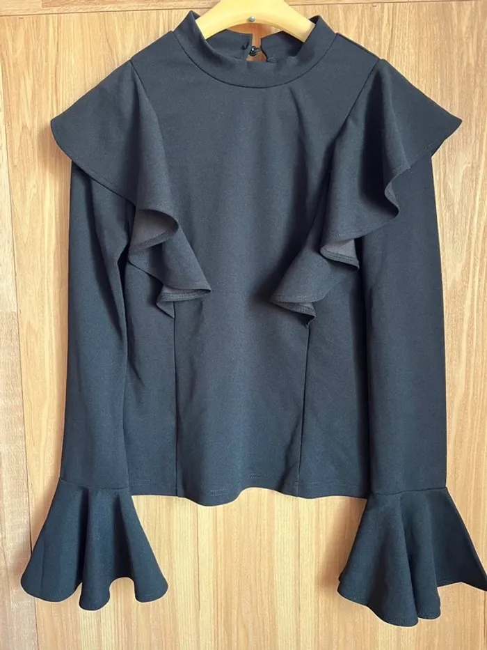 Blouse noire T36 Neuve 🖤 - photo numéro 3
