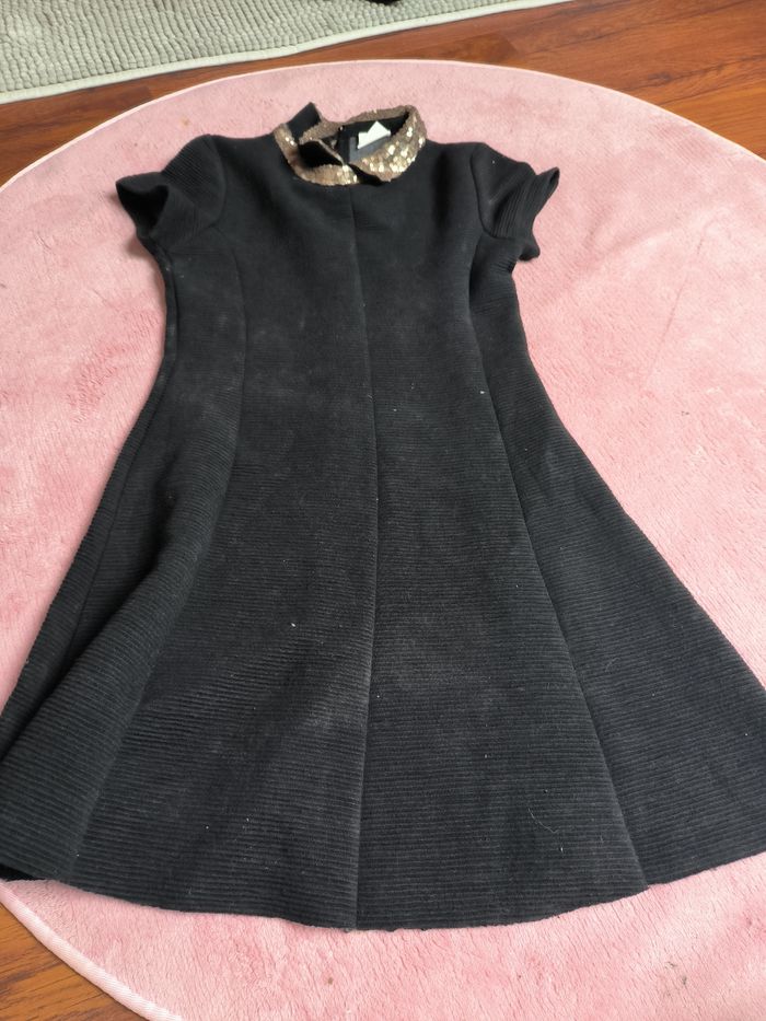 Robe noir a petit col - photo numéro 2