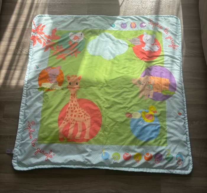 Tapis Sophie la girafe - photo numéro 1