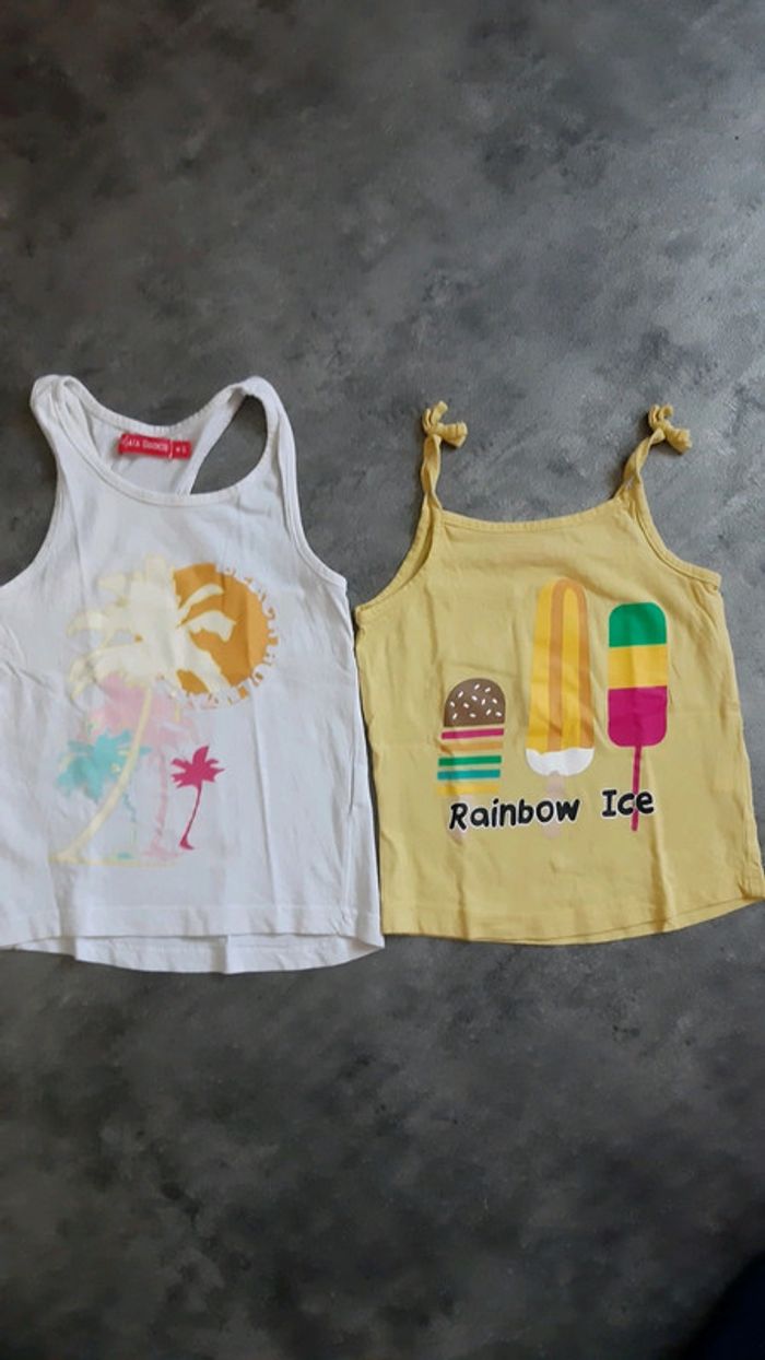 2 débardeurs fille