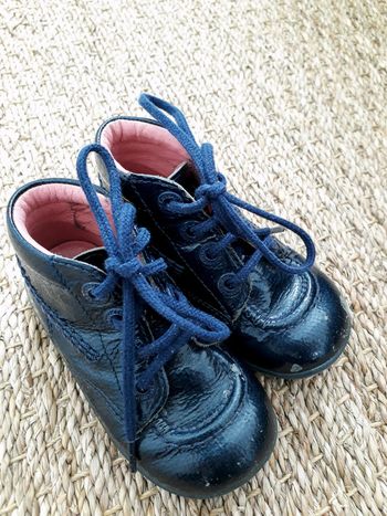 Chaussures vernies kickers