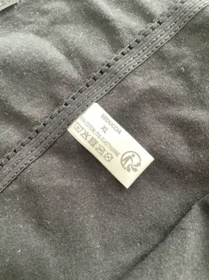 Paquet de 4 culottes noires XL/XXL Seduccia - photo numéro 3