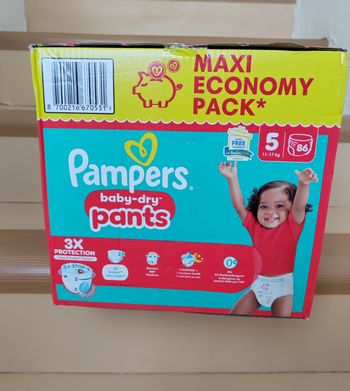 Couches pampers taille 5