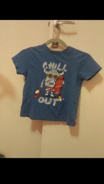 Tee shirt p petit monstre tbe Primark 4/5 ans