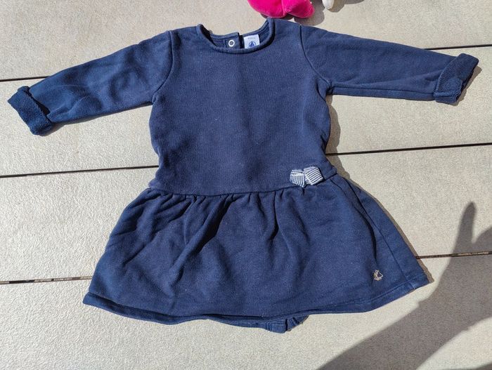 Jolie robe bleu marine petit bateau 18 mois - photo numéro 3