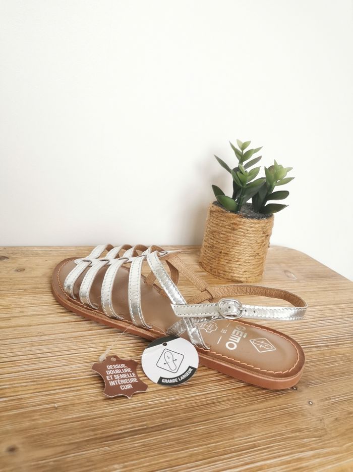 Sandales plates à brides en cuir argenté Spécial pied large Gemo Pointure 38 - photo numéro 3