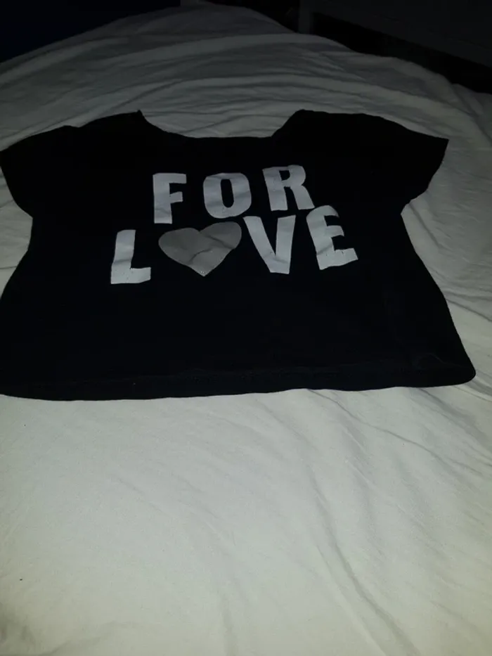 Tee shirt