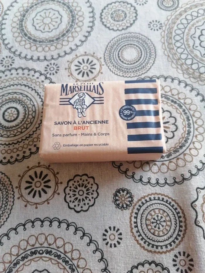Savon neuf Le Petit Marseillais 300gr