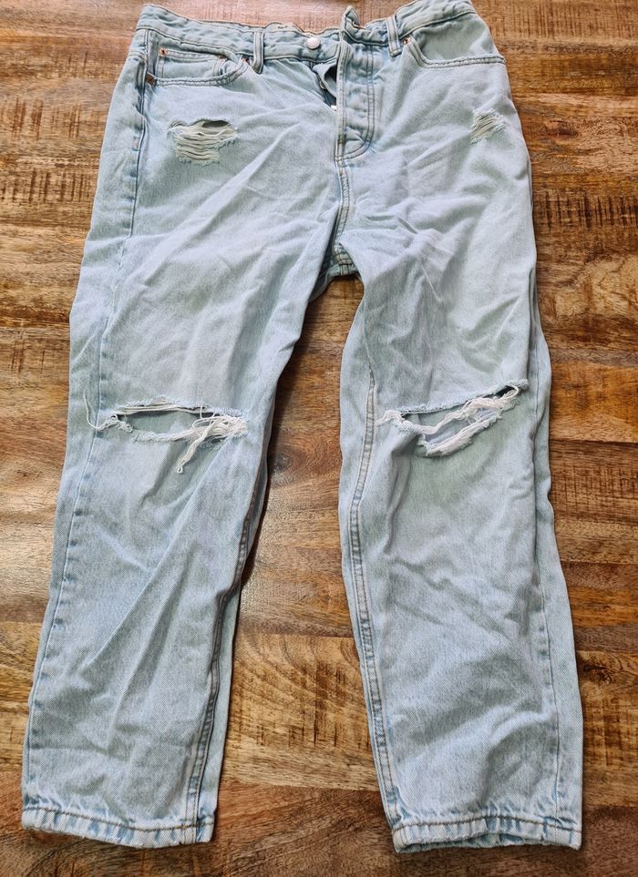 Jeans troué Bershka taille 38