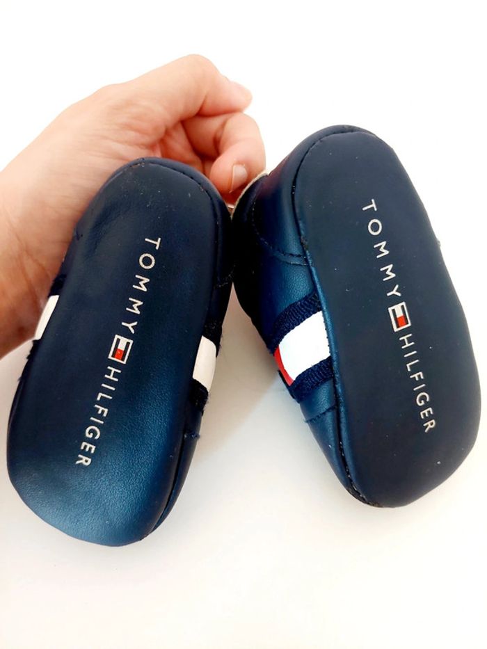 Chaussures Tommy Hilfiger neuf - photo numéro 4