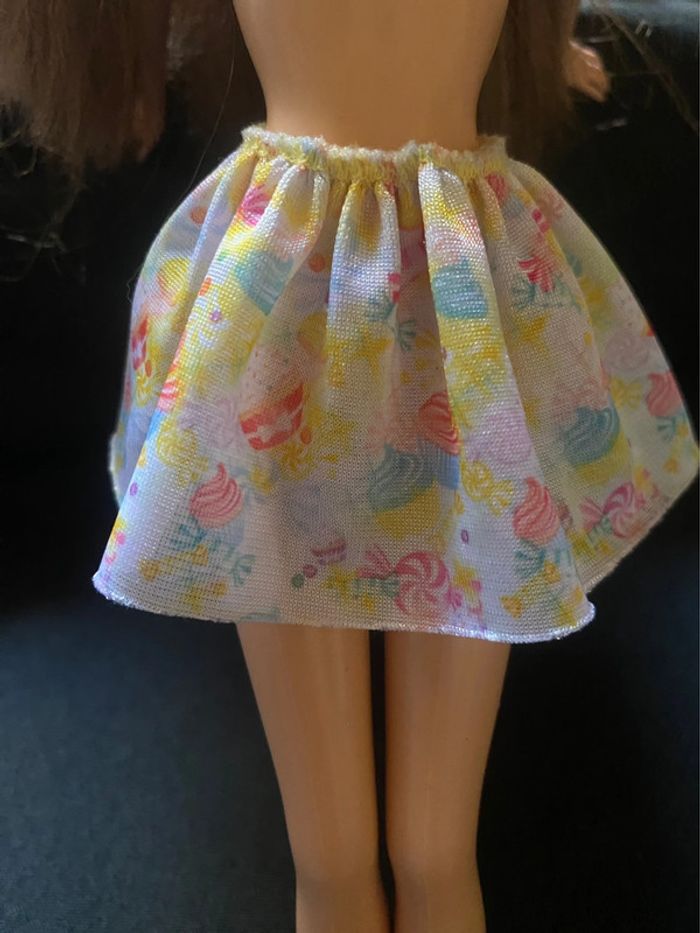 Jupe à motifs pour poupée Barbie - photo numéro 2