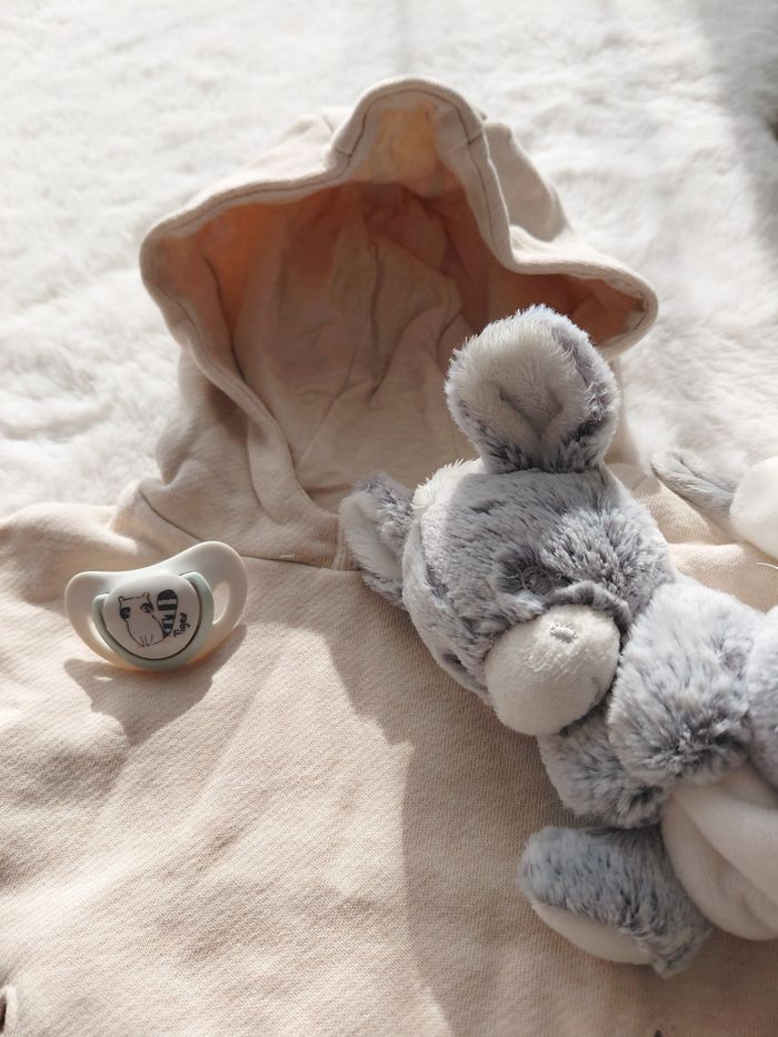 Sweat à capuche beige 3 mois - photo numéro 5