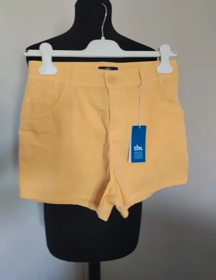 Short TBS taille 38