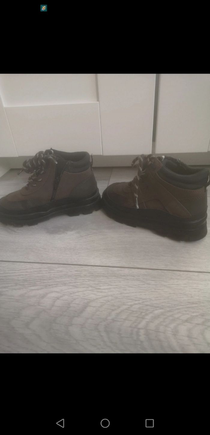 Bottines zara brune pointure 25 - photo numéro 3