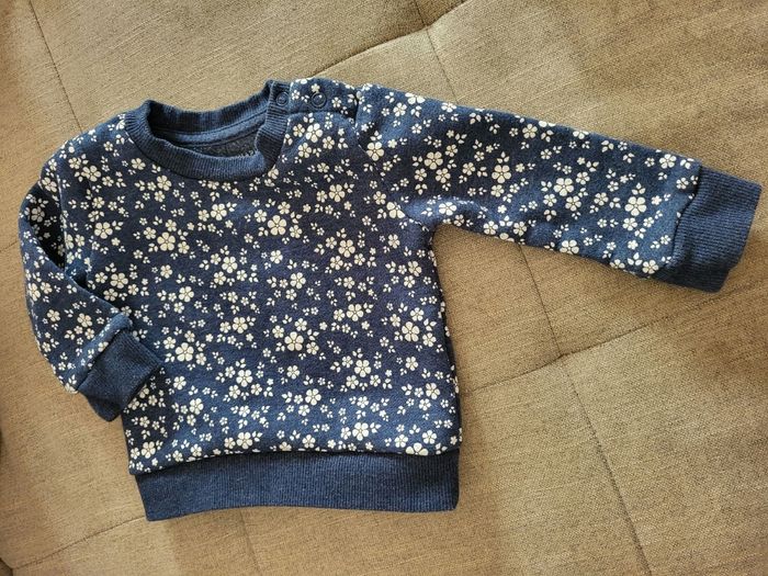 Ensemble survêtement fille.