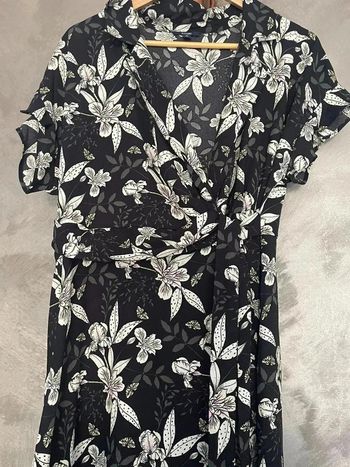 Robe cache cœur taille 38