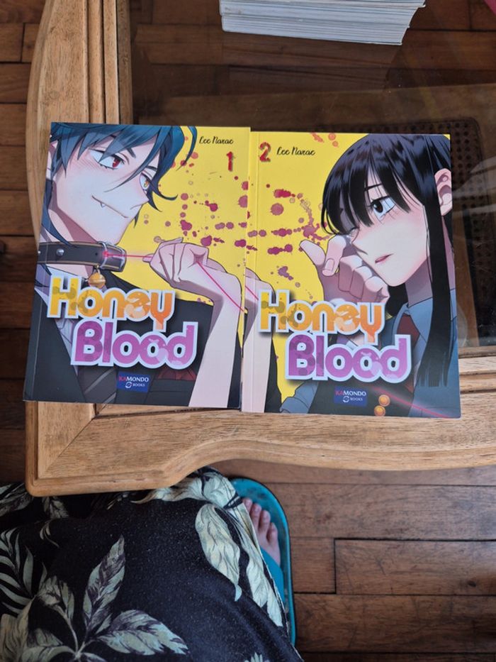 lot de 2 tomes du manga Honey Blood de Lee Marac