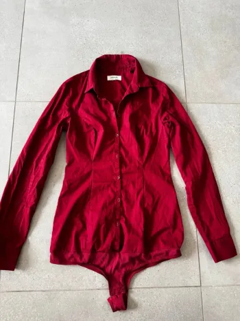 Chemise bodies bordeaux Zalando, taille XS, très bon état