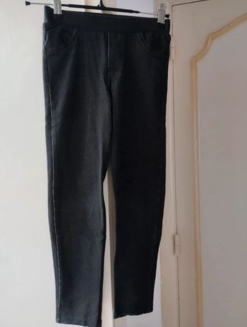 Pantalon noir 8 ans