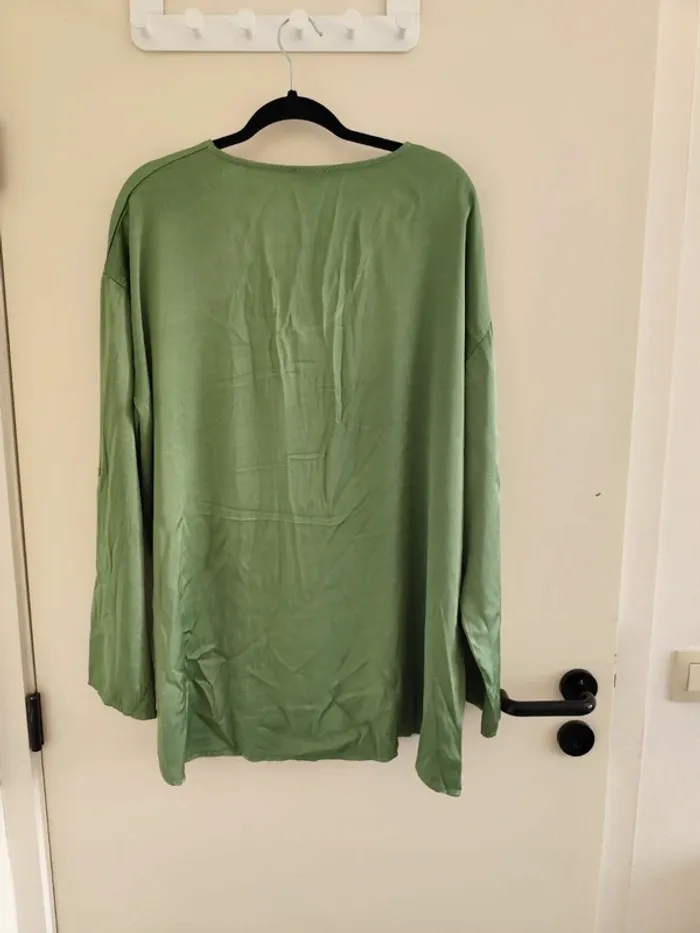 Superbe tunique large Piment Rouge vert pomme en soie 40 - photo numéro 7