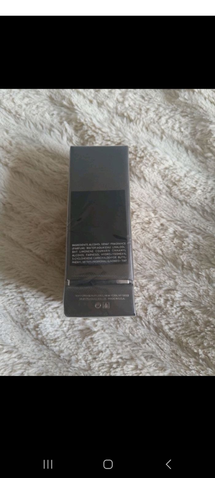 Tom Ford oud wood  50ml.edp - photo numéro 6