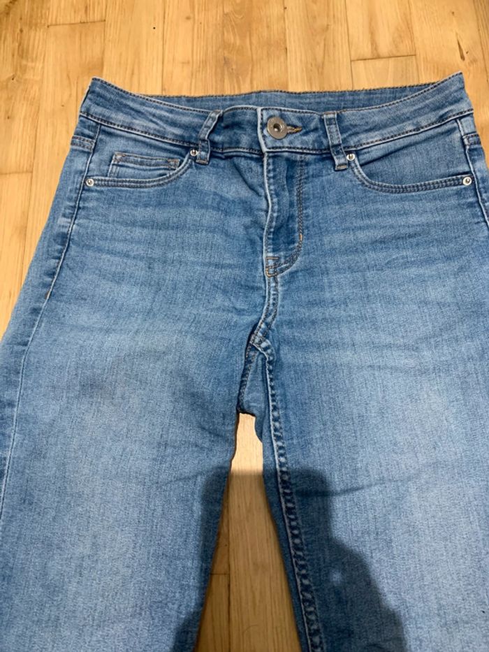 Jean H&M femme taille 34 - photo numéro 4
