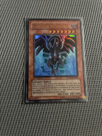 Carte Yu-Gi-Oh! Dragon Zombie aux Yeux Rouges SDZW-FR001 Ultra rare 1ère édition