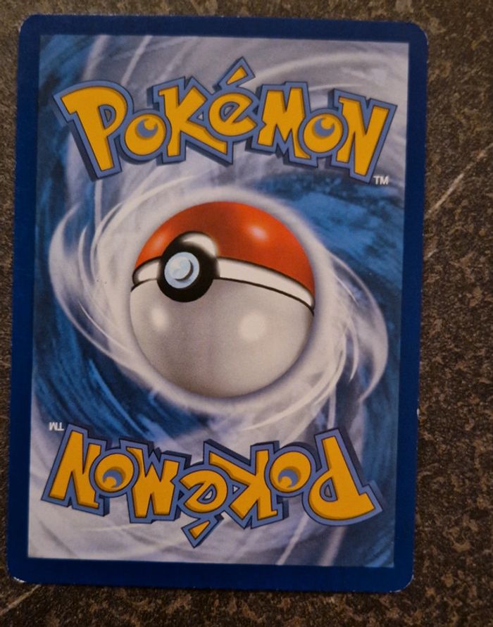 Carte pokémon germignon  50 pv RC1/RC32 comme neuve - photo numéro 2