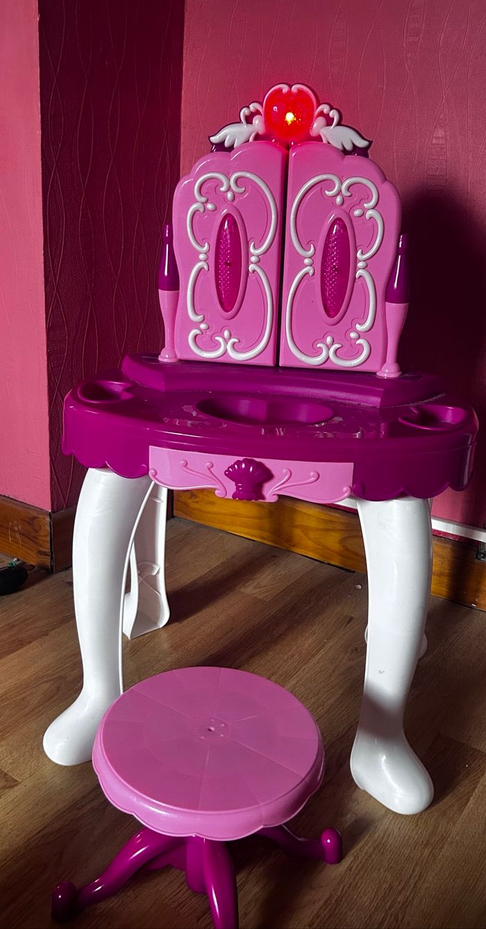 Coiffeuse jouet électronique - photo numéro 2