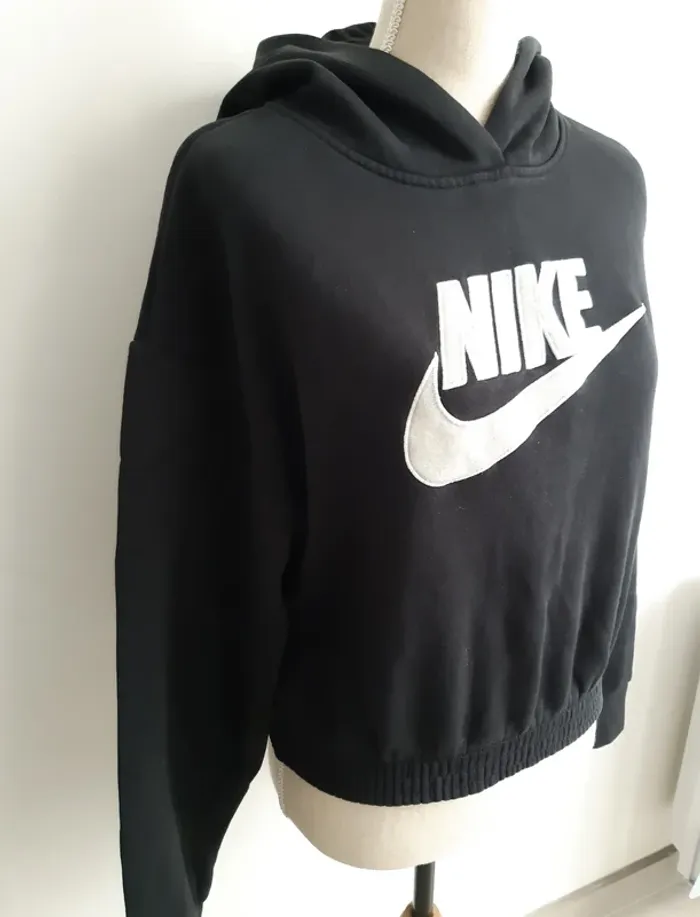 Sweat Nike à capuche T36 - photo numéro 3
