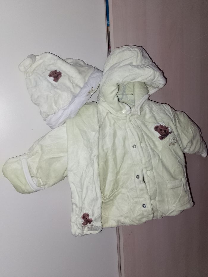 Manteau tout en 1 avec gants intégrées 6 mois - photo numéro 3