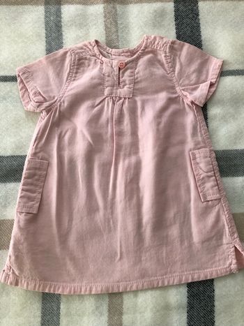 Robe neuve, petit bateau, trois mois